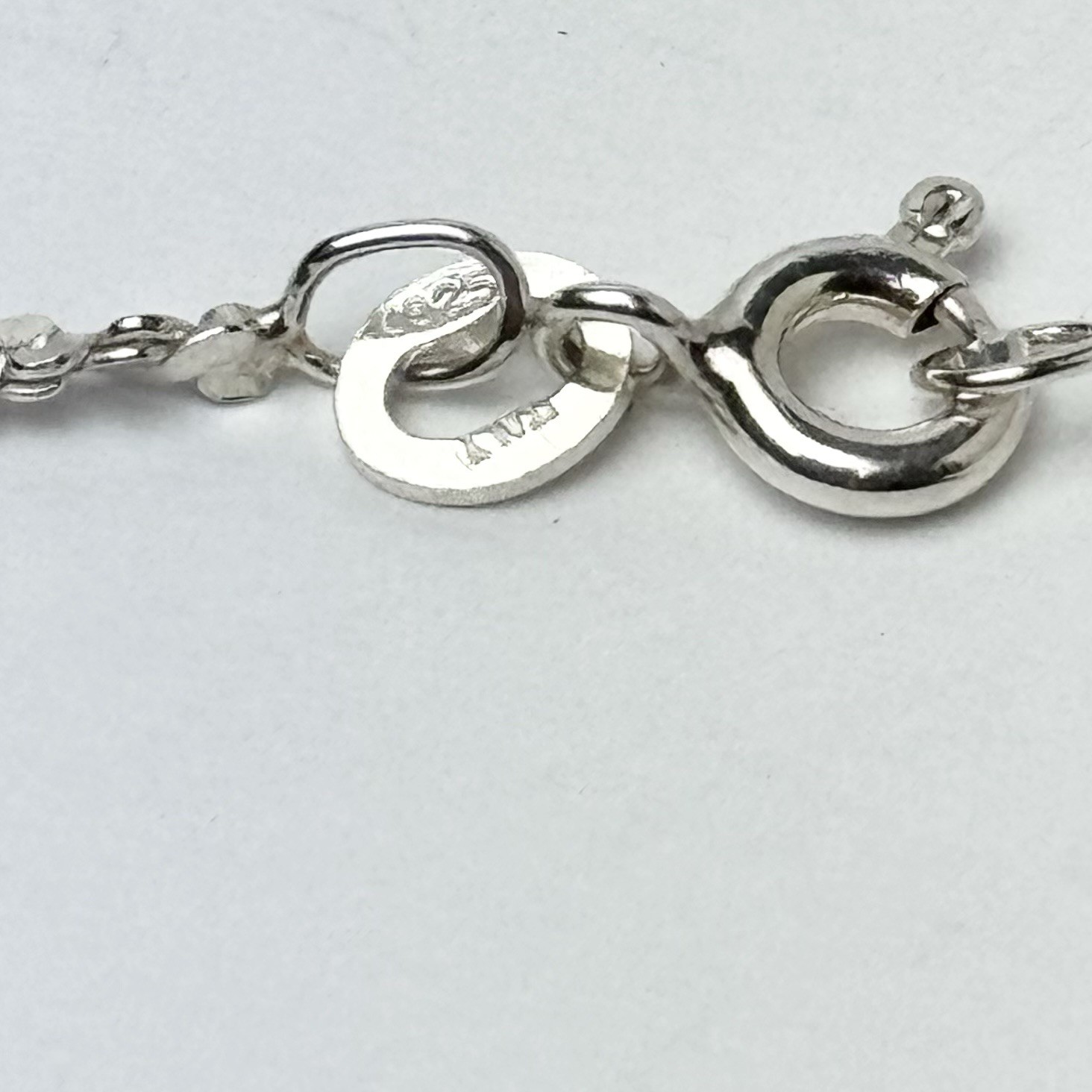 925 Sterling Silver 0.75” Heart Pendant w/ 18.25in Twisted Link Necklace/5.5 Gr
