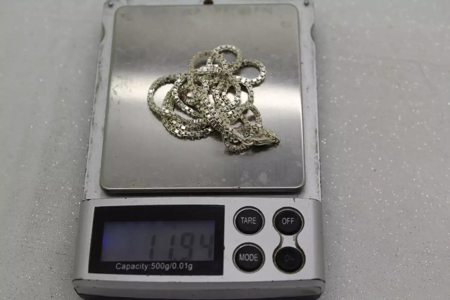 ITALY .925 Sterling Silver 2mm BOX LINK CHAIN necklace 23″ 11g