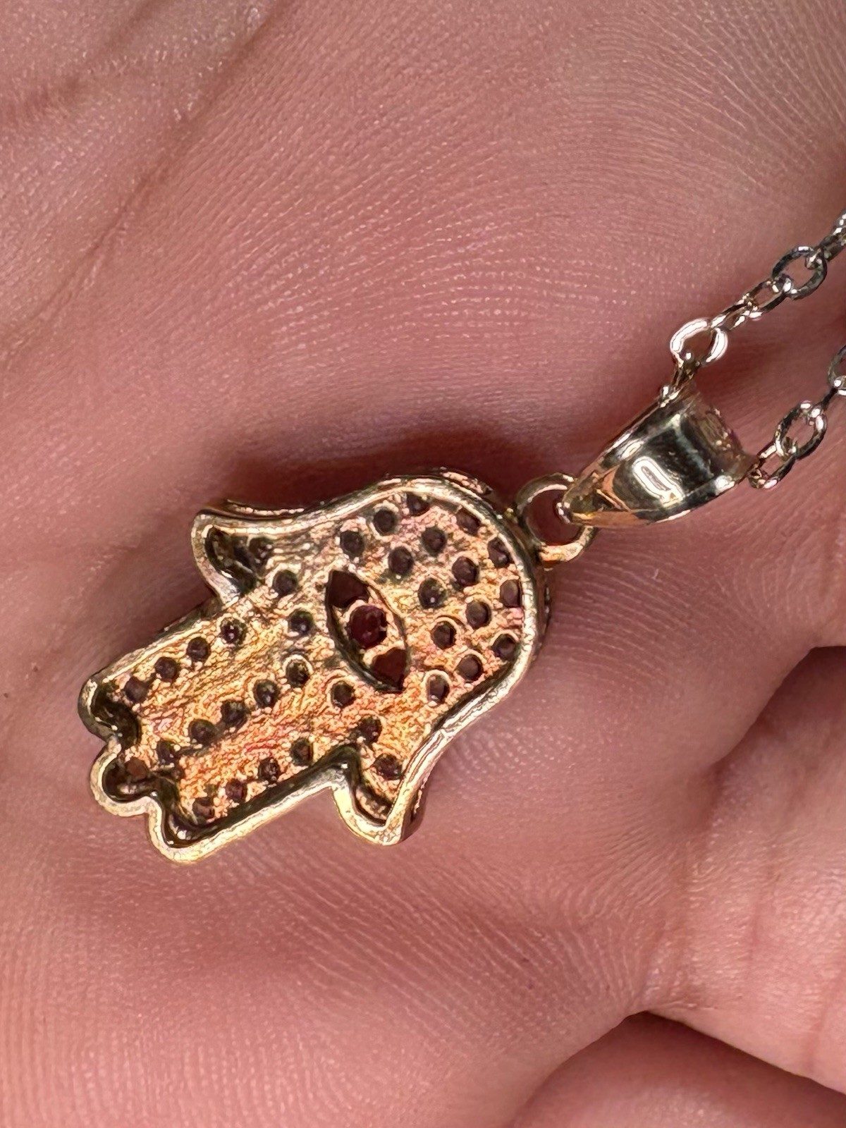 10k Yellow Gold Hamsa Amulet Ruby Eye Stone Pendant Beautiful 2.20G26mm 3.6mmB