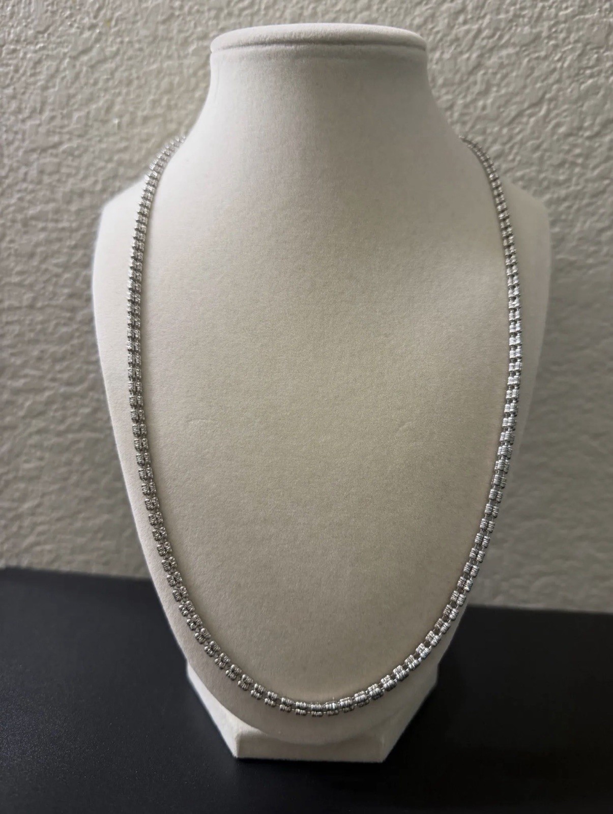 24 inch 4mm – 925 Sterling Silver Ice Barrel Chain