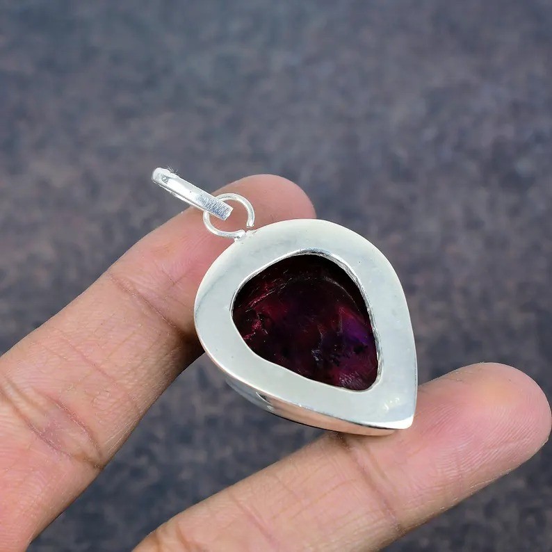 Red Labradorite Pear Gemstone Pendant 925 Sterling Silver Handmade Jewelry