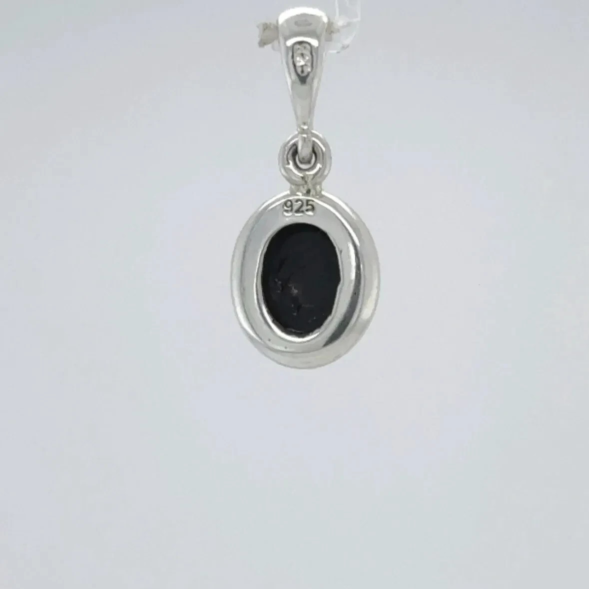 Natural Oval Shaped Labradorite Pendant For Women And Adults