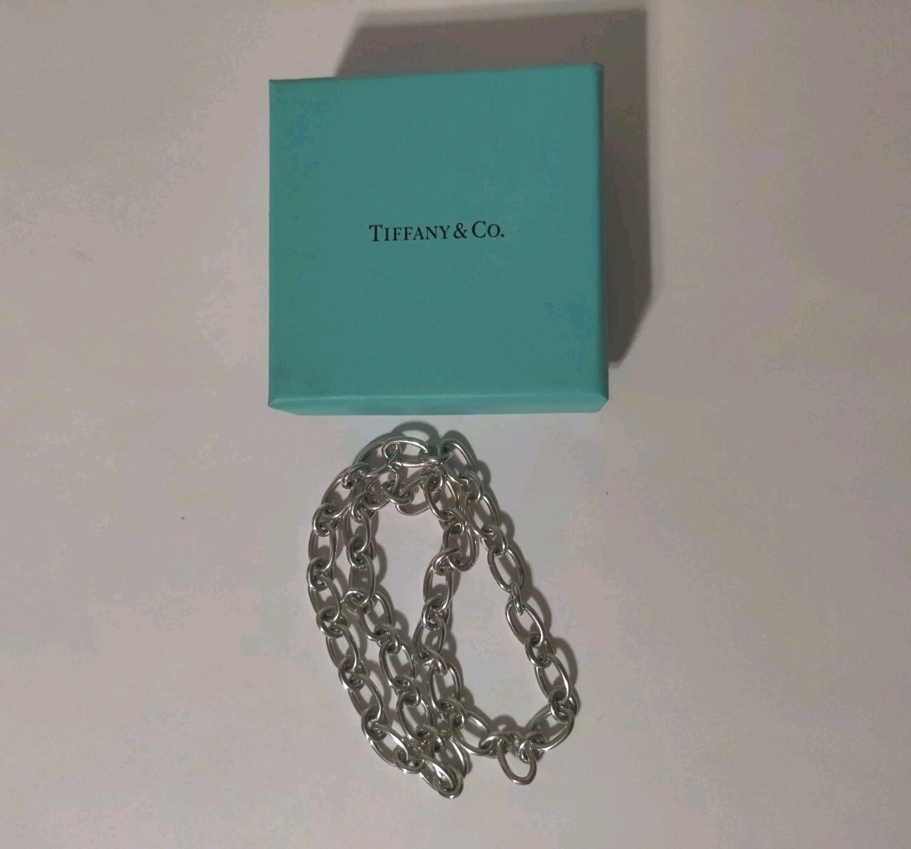 Tiffany & Co Italy Oval Link Clasping Ends Necklace Silver 925 W Box 18 inch