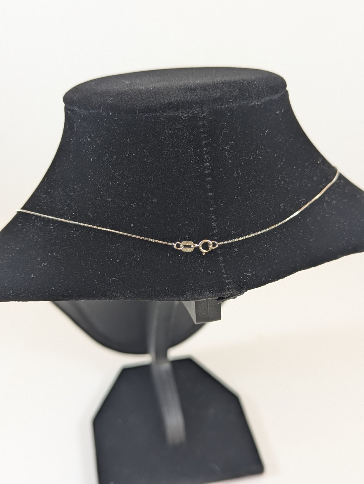 Vintage 14K Solid White Gold Box Chain Necklace 18″ Sparkling Jewelry Gift