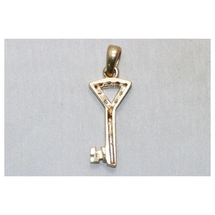 14K Yellow .15 CT Diamond Key Pendant