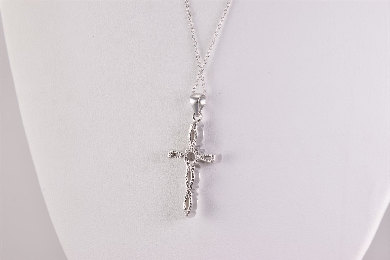Sterling Silver 26mm x 15mm Marquise Baguette Accented Cross Pendant 18″ Chain