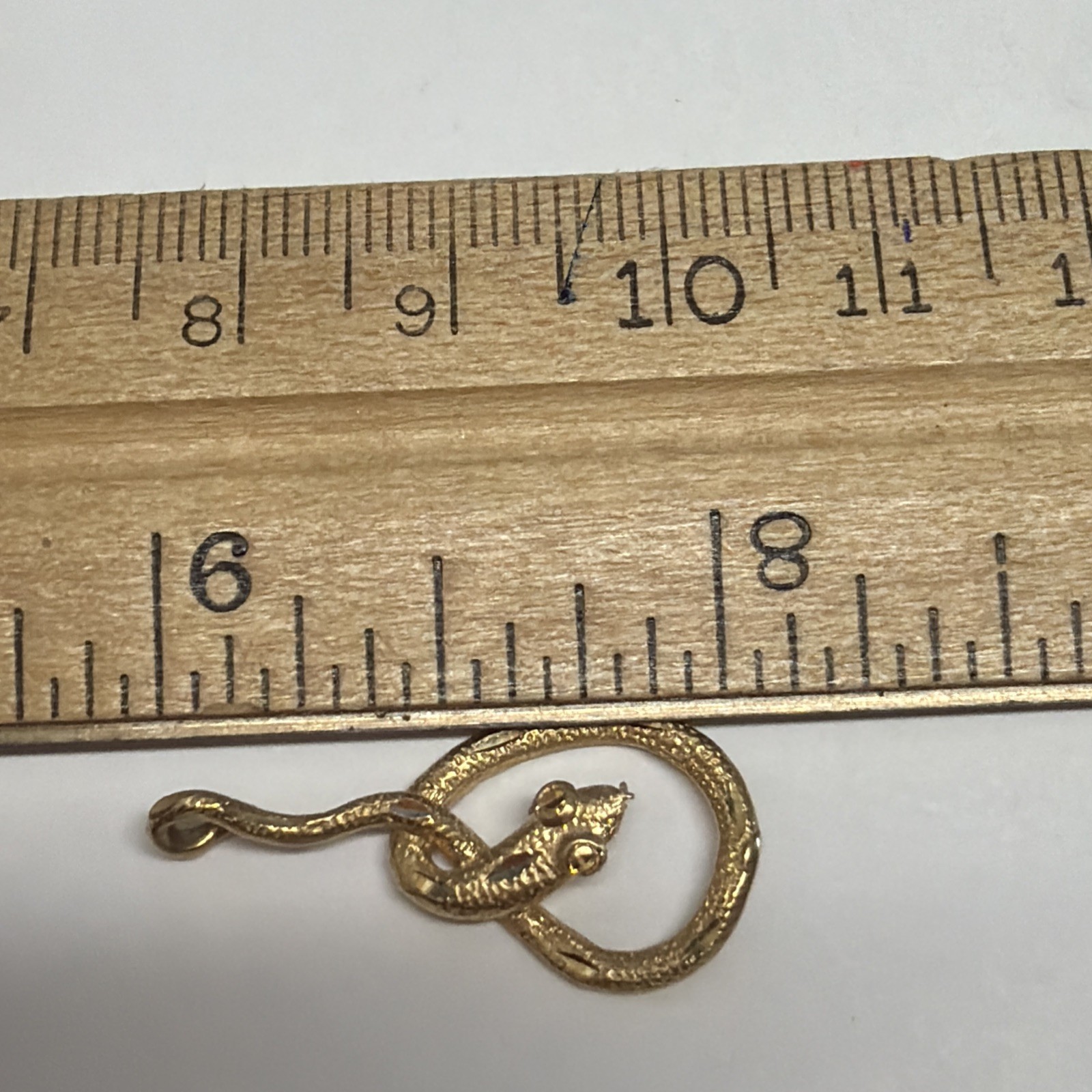 14k Vintage Dangling Snake Pendant 1”