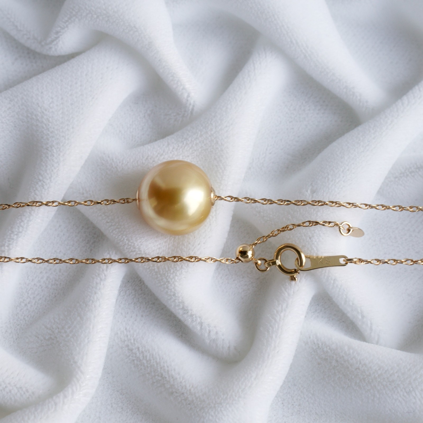 11.6mm Golden South Sea Pearl Pendant Necklace 18K Yellow Gold, 18″ Adjustable
