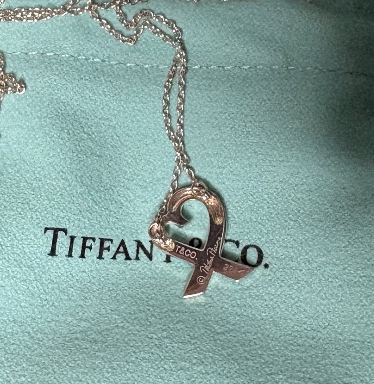 Tiffany & Co. Paloma Picasso Loving Heart Pendant Necklace Sterling Silver 16″