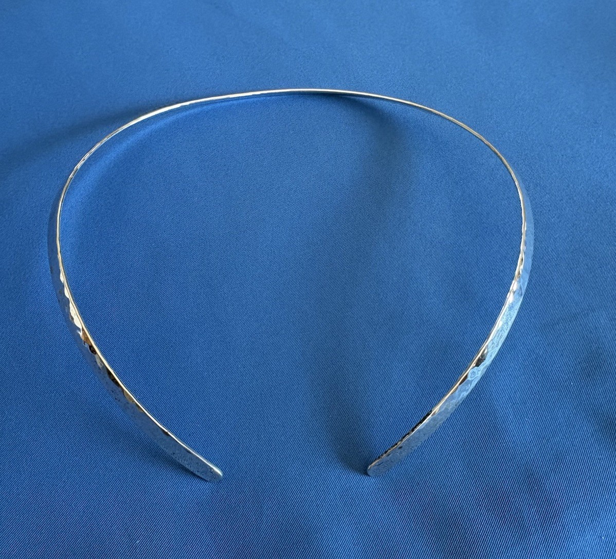 James Avery Sterling Silver Wide Hammered Collet Neck Collar Necklace