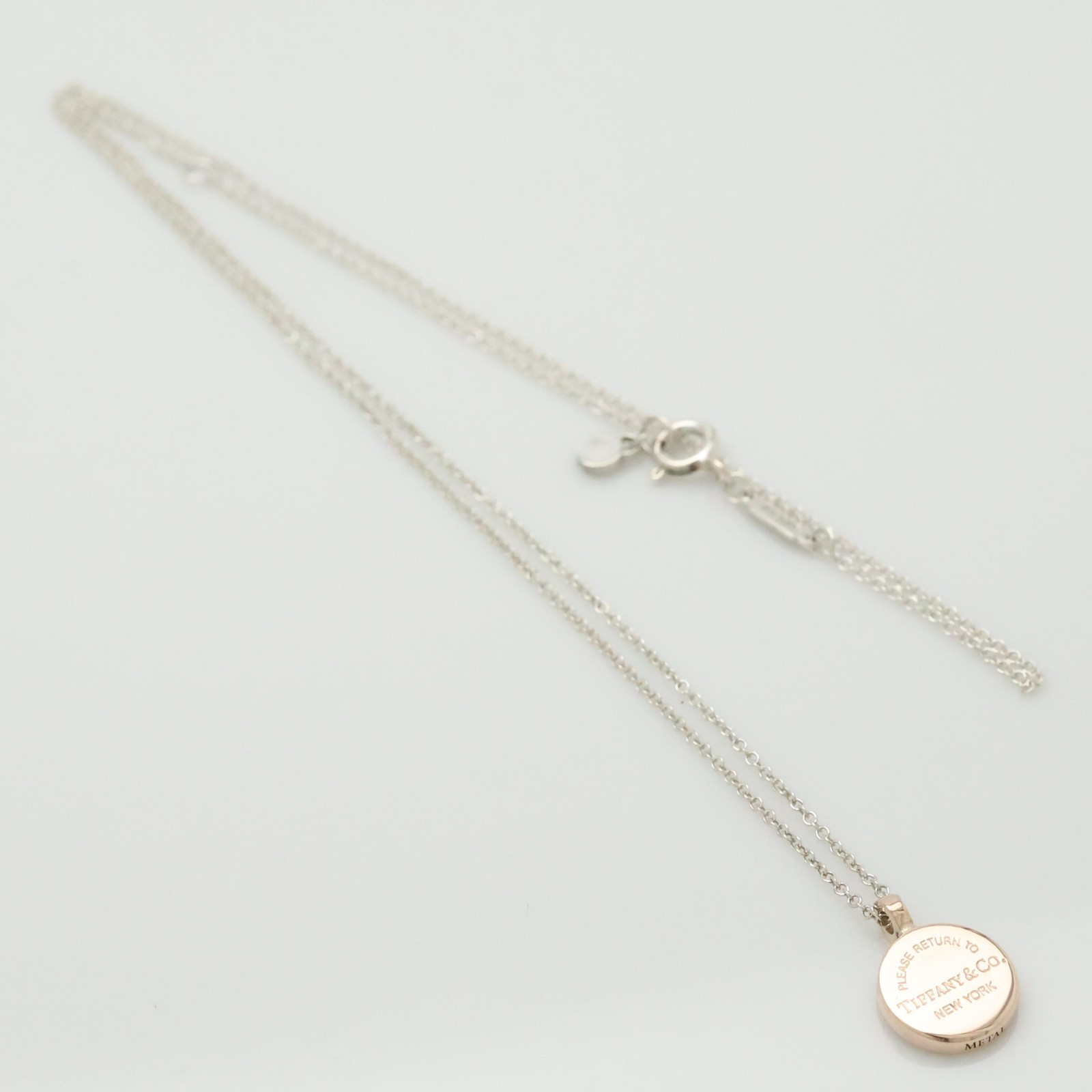 Authentic Tiffany & Co. Return to Round Necklace Silver 925 & Rubedo w/Pouch