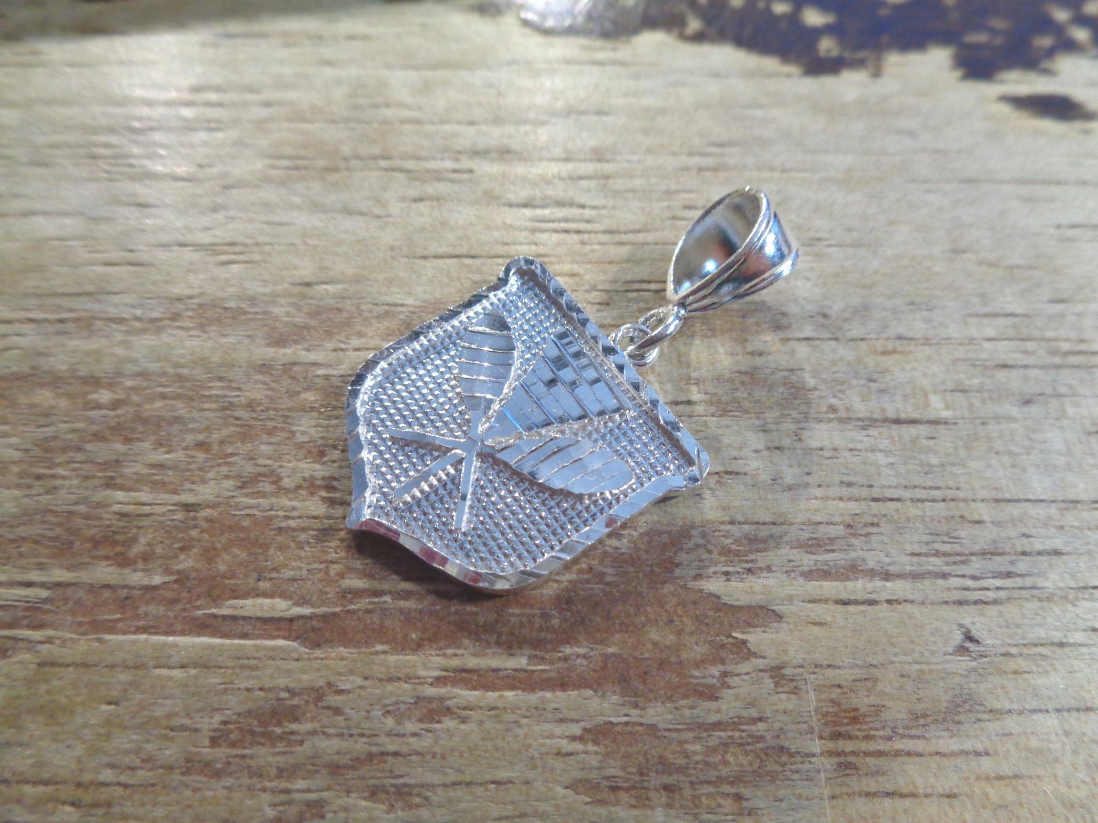 24MM SOLID 925 STER SILVER DIAMOND-CUT DC HAWAIIAN KANAKA MAOLI SHIELD PENDANT