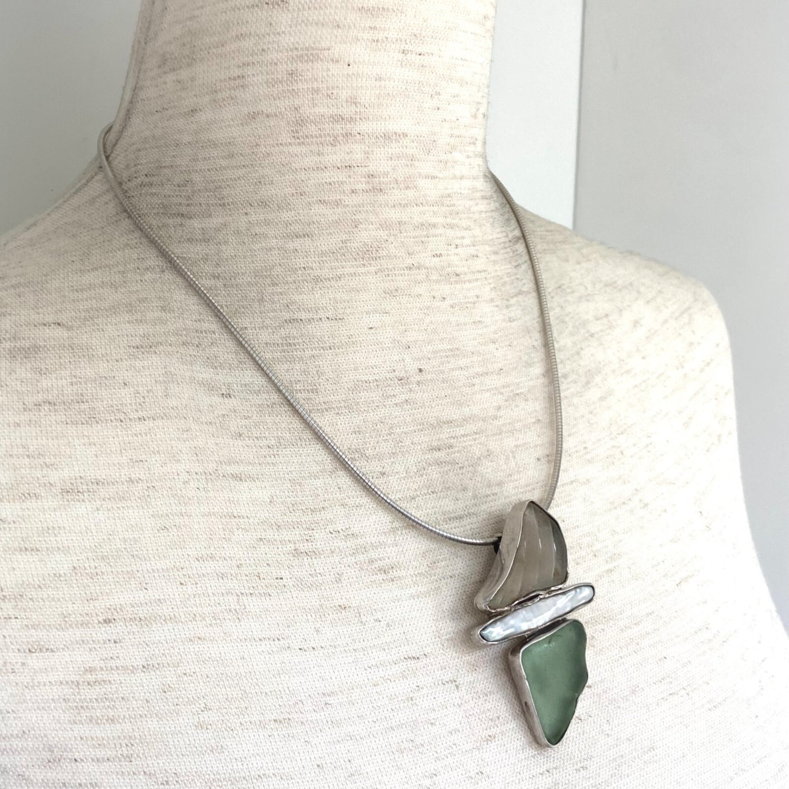 Sterling Silver 925 Beach Glass & Biwa Pearl Pendant Necklace 16″-18″ Chain