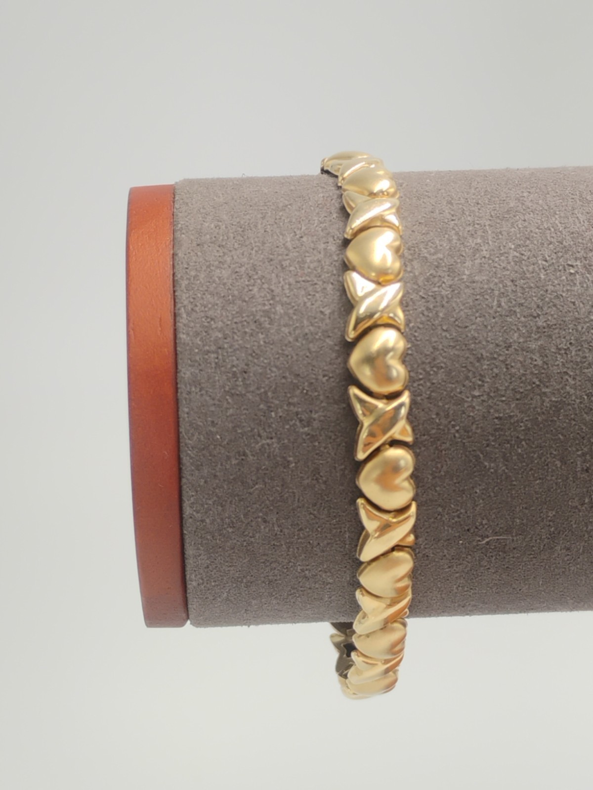 10K SOLID YELLOW GOLD POLISHED/SATIN HUGS & KISSES BRACELET – 7 “- 4.2 GRAMS