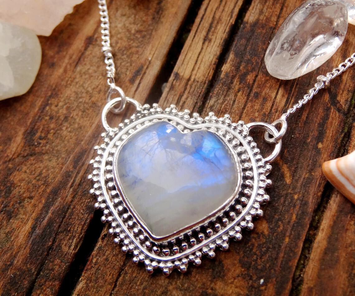 Heart Shape Rainbow Moonstone Gemstone 925 Sterling Silver Handmade Pendant w-4