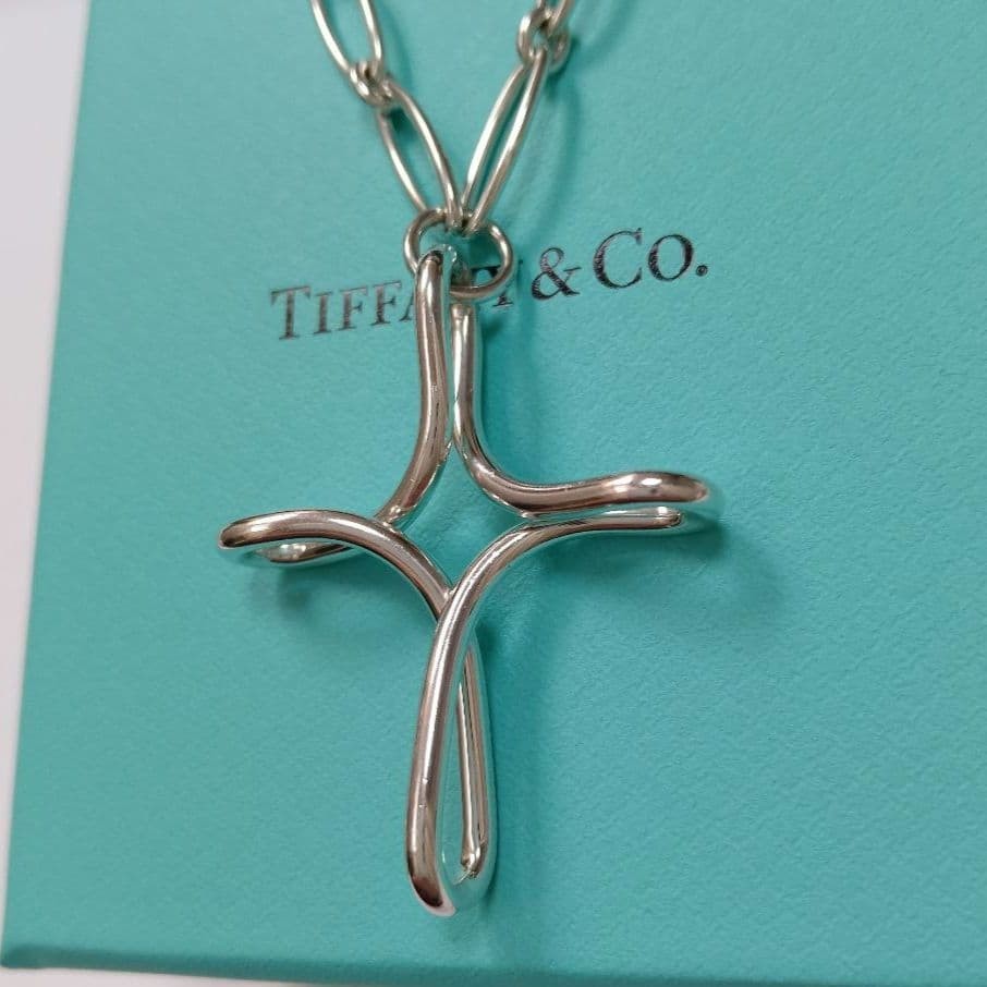 Tiffany & Co. Infinity Cross Necklace Silver 925 Women Pre-Owned Large Oval Link