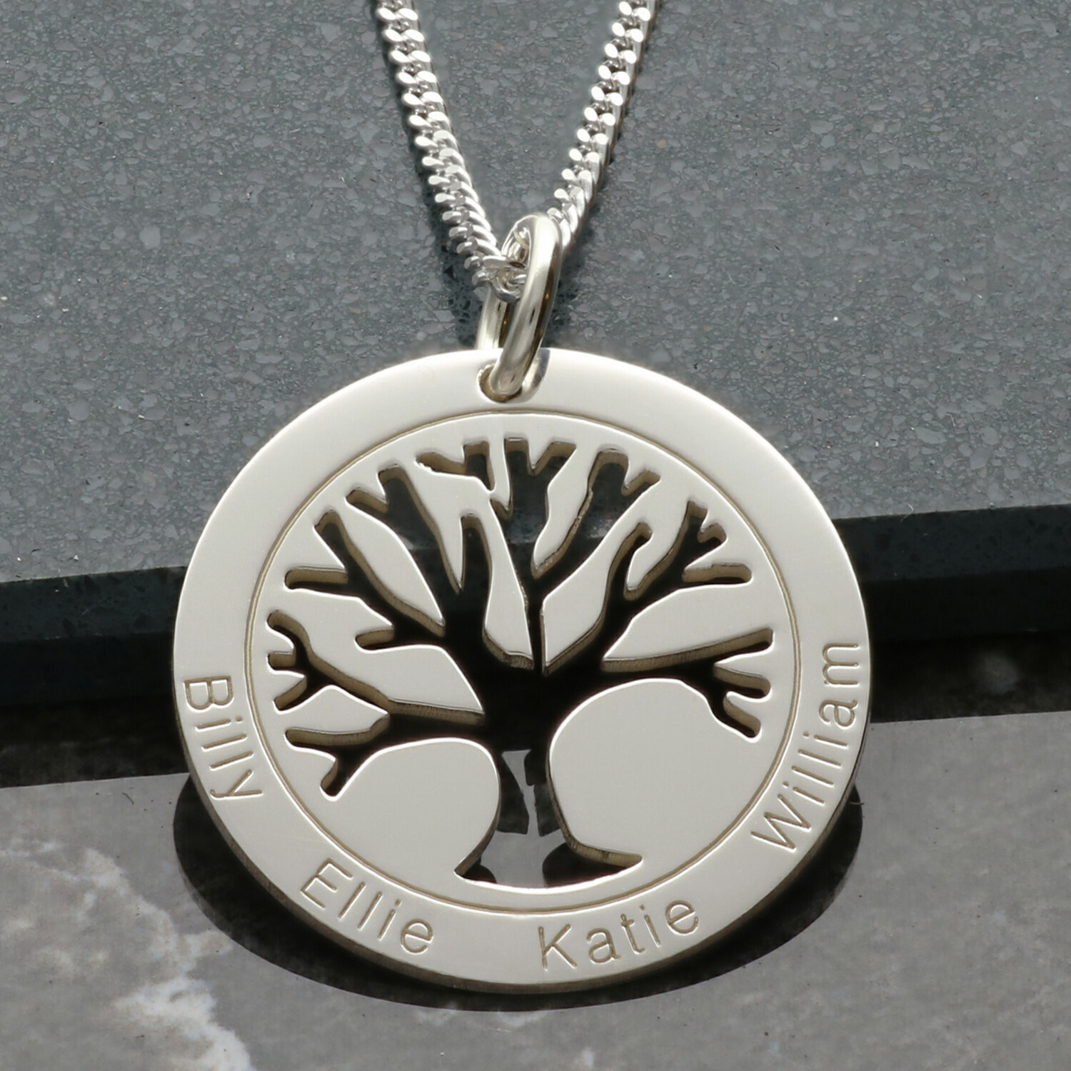 925 Sterling Silver Personalised Family Tree of Life Name Pendant & Chain Option