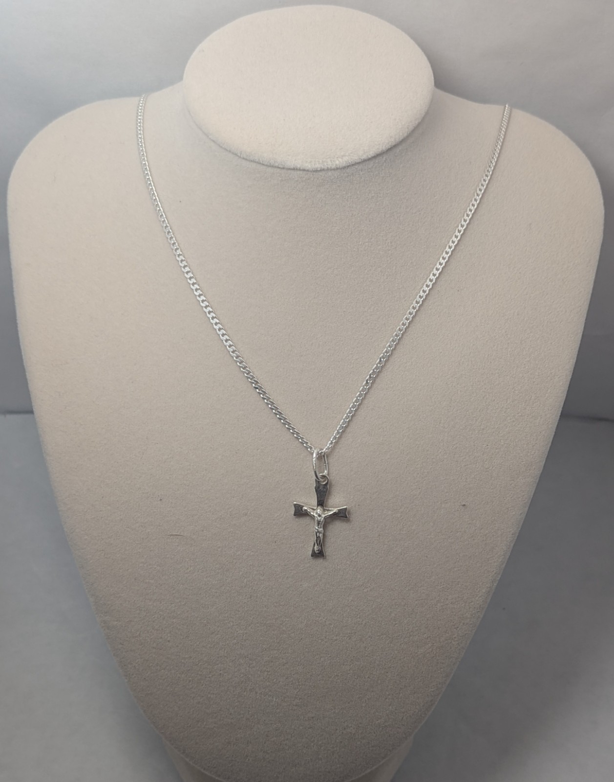 New 24″ 925 2mm Cuban Chain With 925 Jesus Cross Necklace