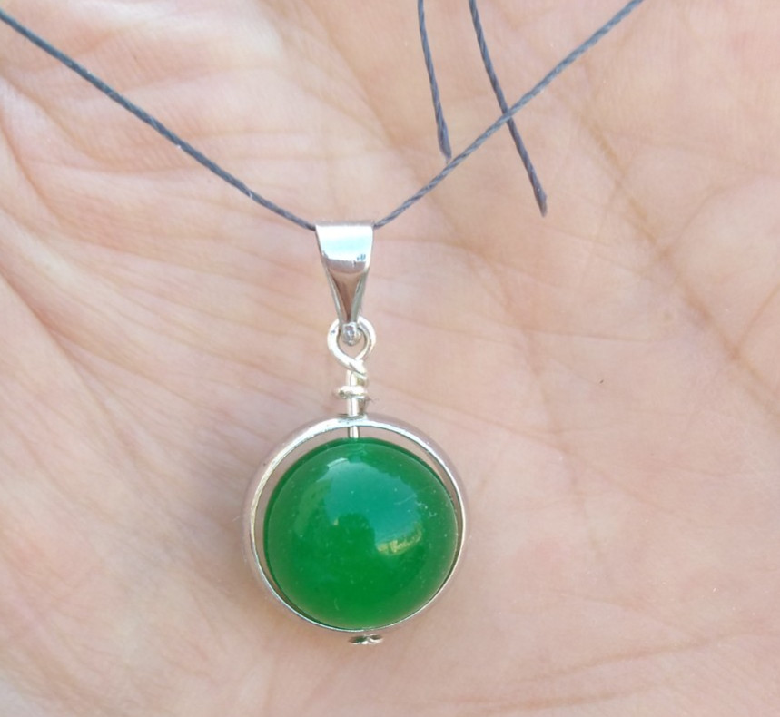 huge 10-11mm Round Green jade pendant Necklaces Original Real shot photos