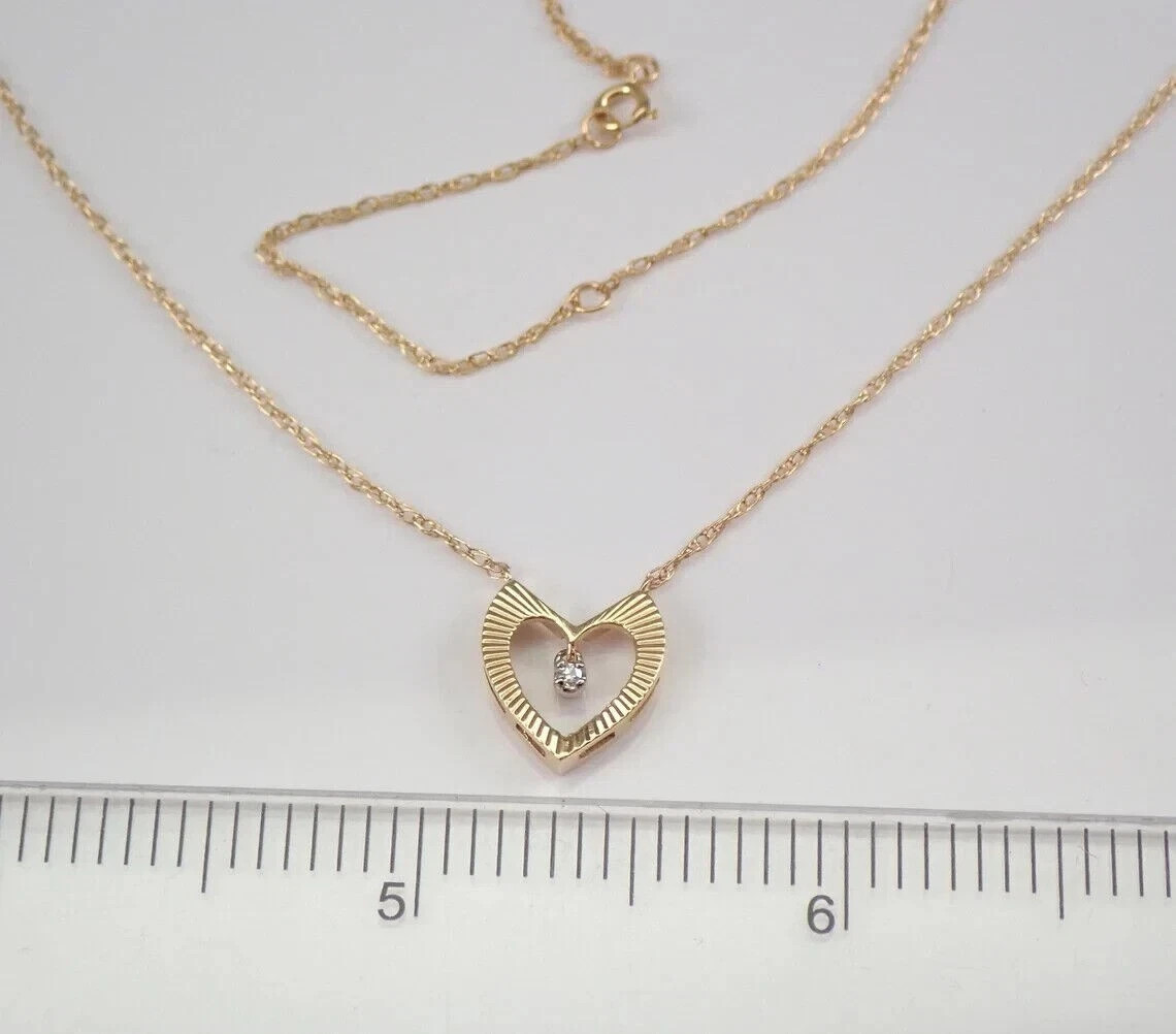 0.10Ct Round Cut Diamond Antique Heart Pendant 14K Yellow Gold Plated