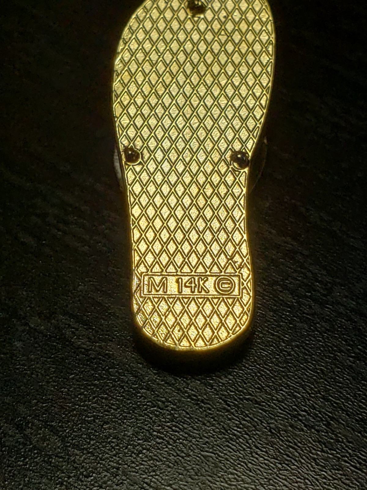 14 Karat Yellow Gold Flip Flop Pendant