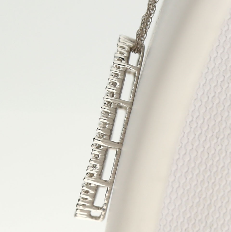 Natural Baguette Diamond Circle Pendant Necklace .80CT 14K WG 18”Chain