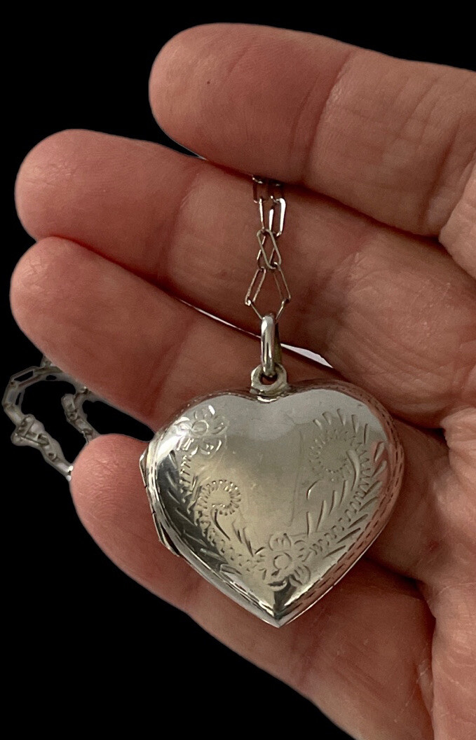925 Sterling Silver Heart Locket And Chain Necklace Photo Pendant Etched 16”