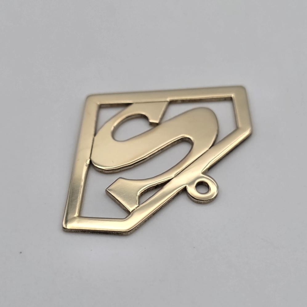 10K Yellow Gold Flat Polished Superman S Shield Logo Symbol Pendant/Charm *READ*