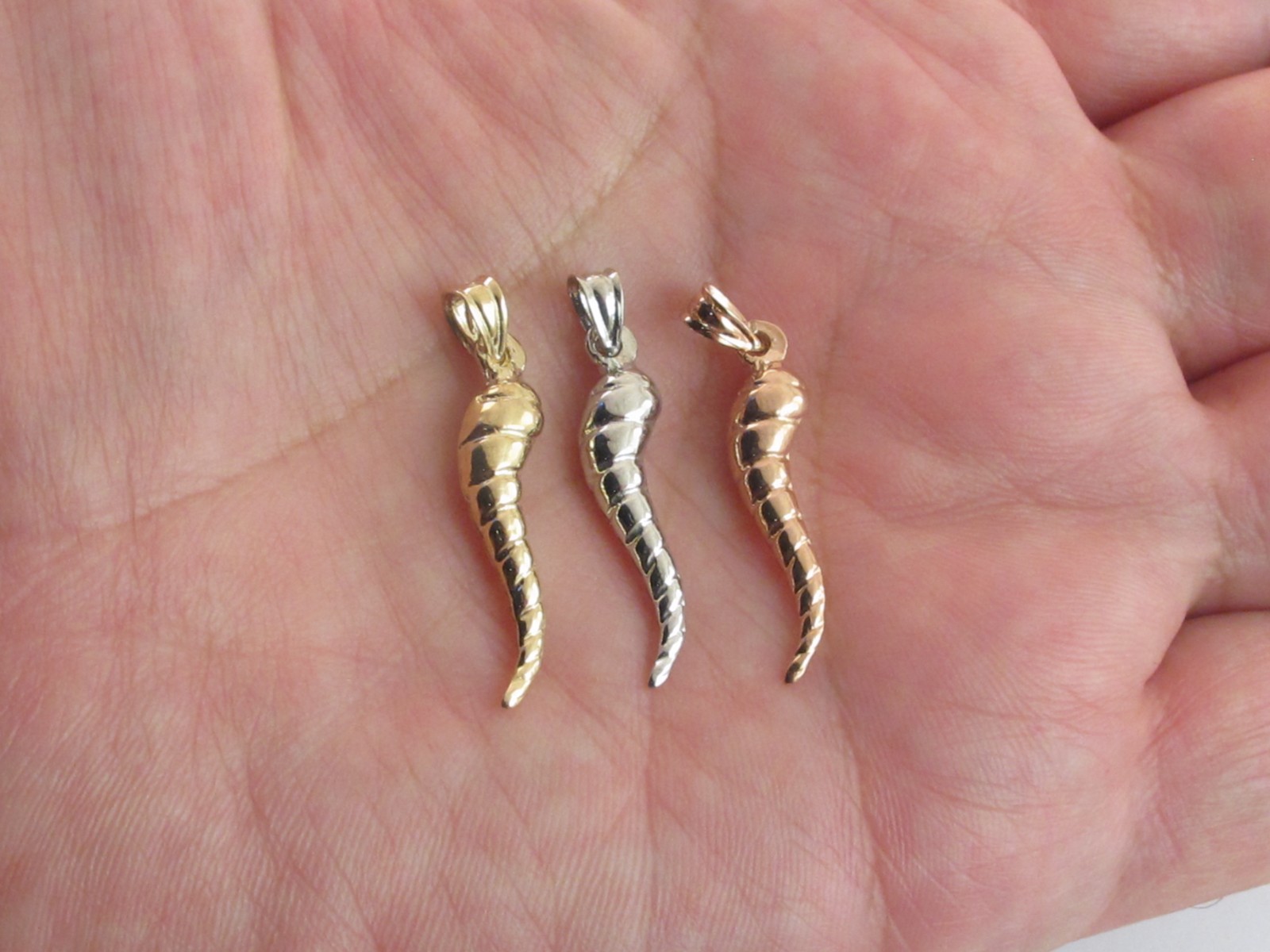 14k Solid Gold Italian Horn Pendant Available In Yellow White And Rose Gold