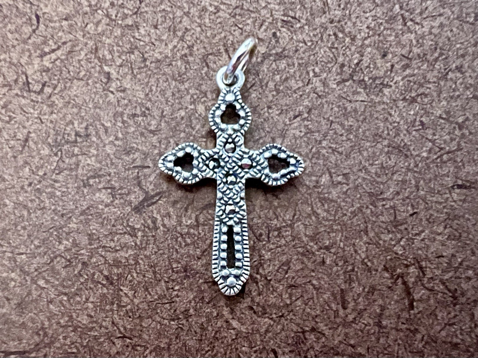 Vintage Sterling Silver Cross Pendant w/ Marcasites Stamped 925 Thailand 1.41 g￼
