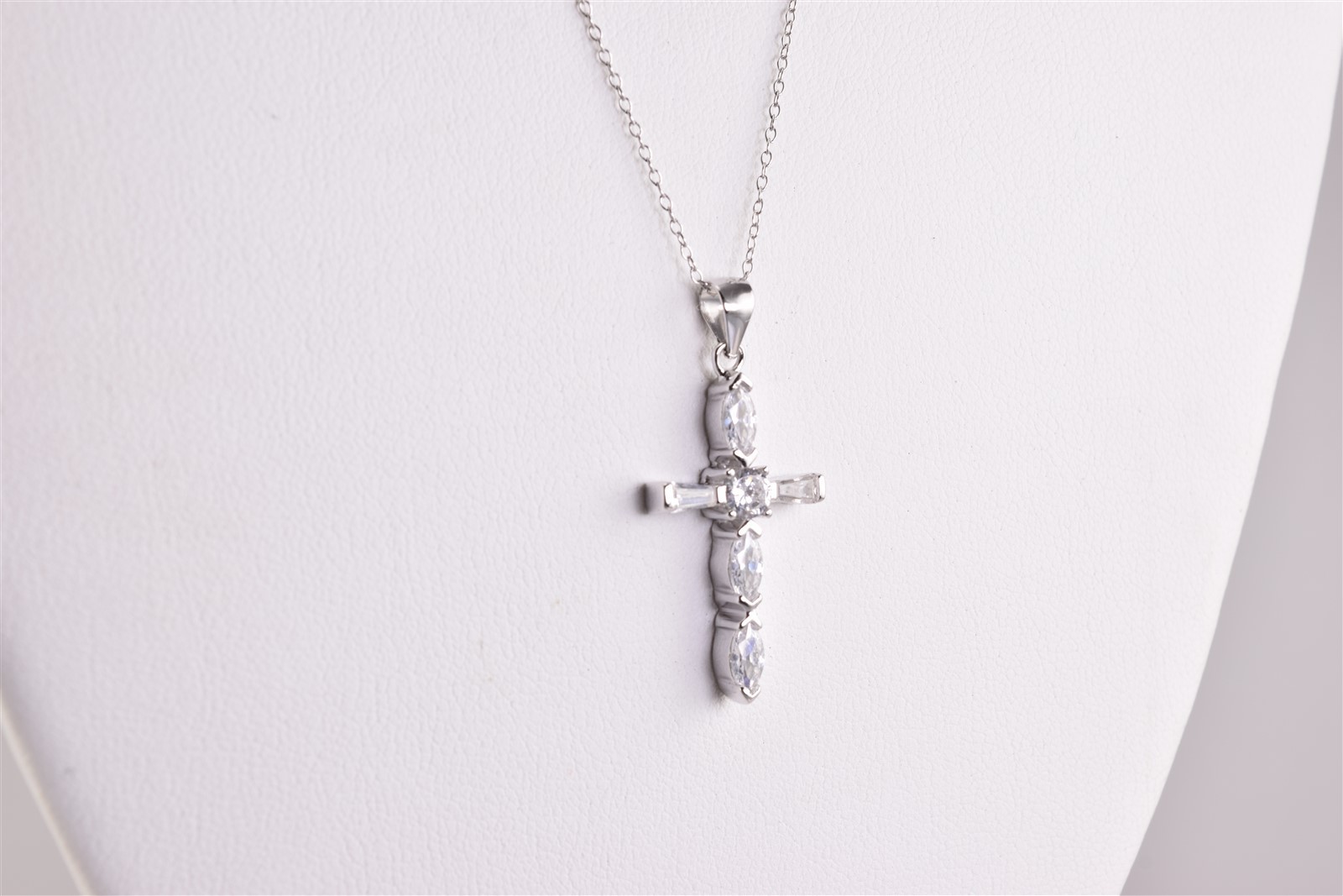 Sterling Silver 26mm x 15mm Marquise Baguette Accented Cross Pendant 18″ Chain