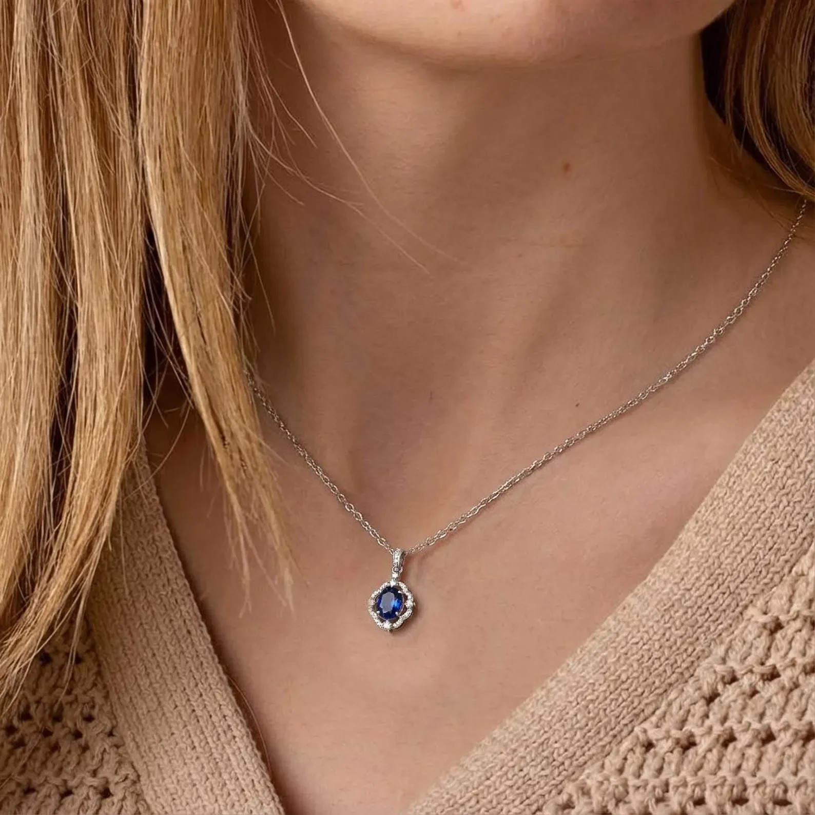 4.50 Ct Oval Cut Natural Sapphire Diamond Gorgeous Pendant 14K White Gold