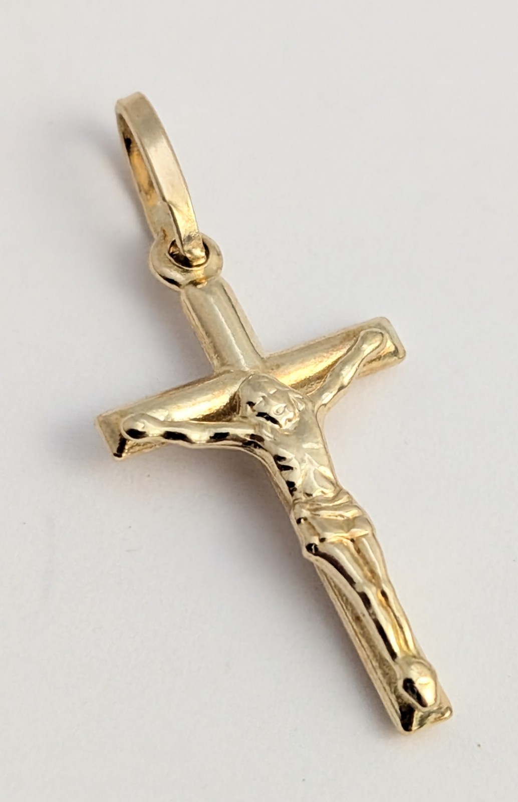 750 18K Solid Yellow Gold Jesus Crucifix Cross Pendant Charm 1.1gr 1″
