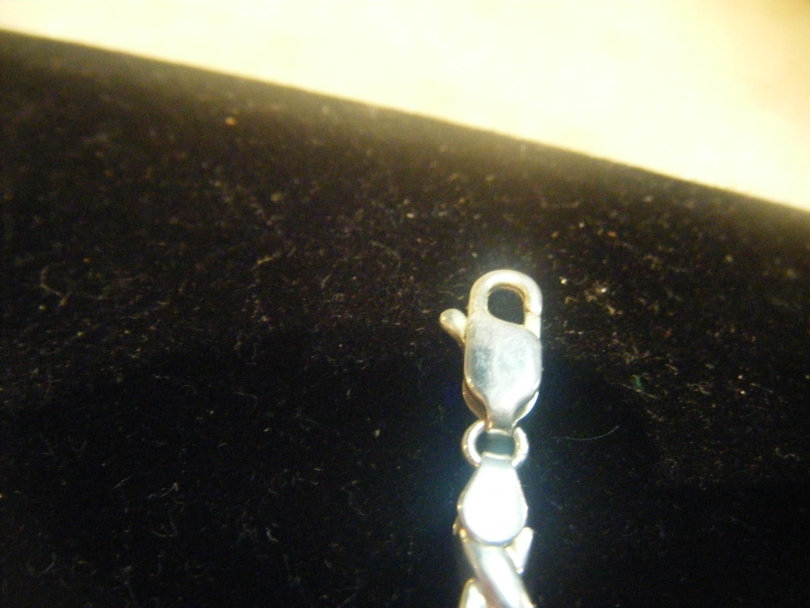 .925 Sterling Silver Necklace 17 1/2-inch 9.53mm or 3/8″ wide 11grams