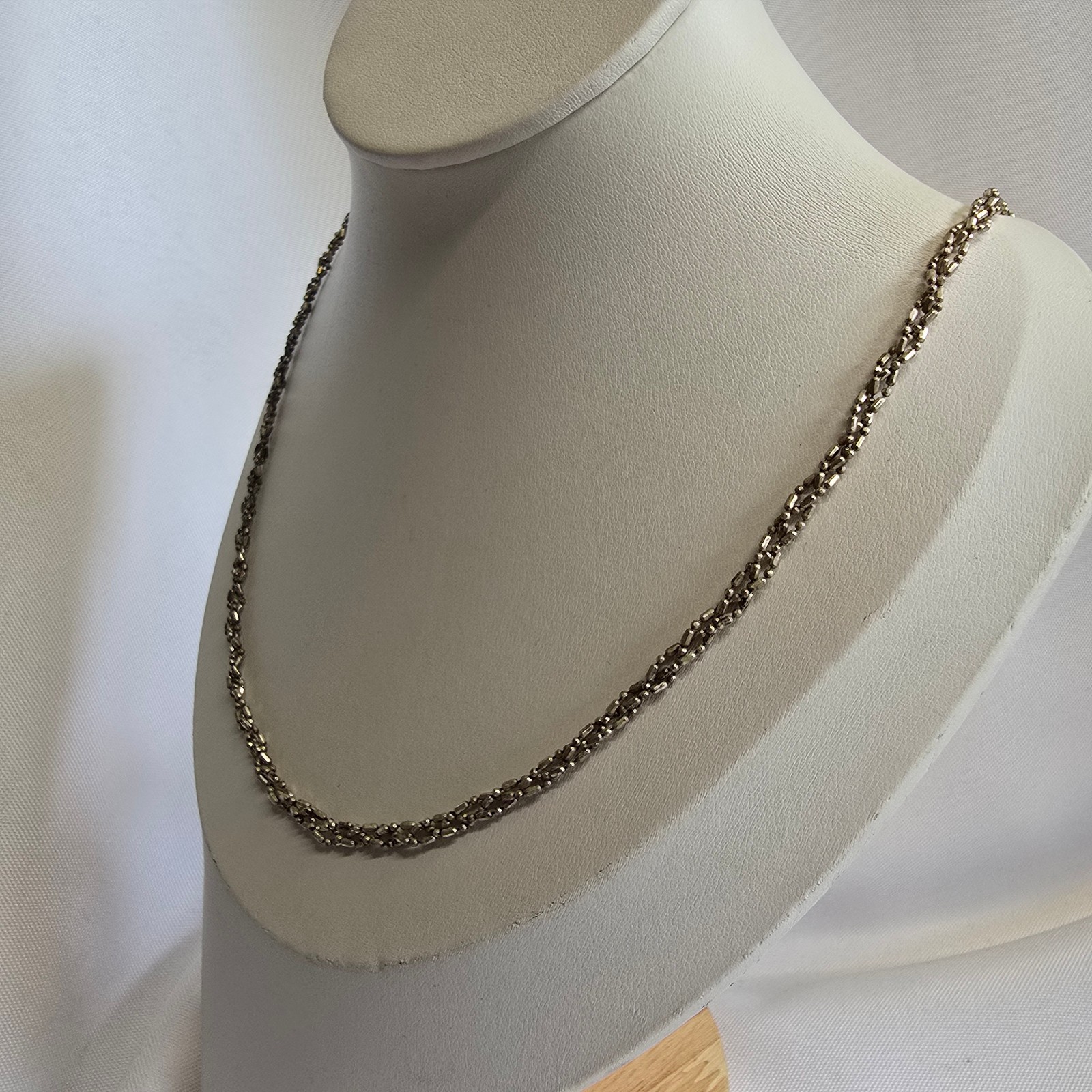 Sterling Silver Necklace 9.41g Fine Jewelry 23.5″ Unique Chain Lobster