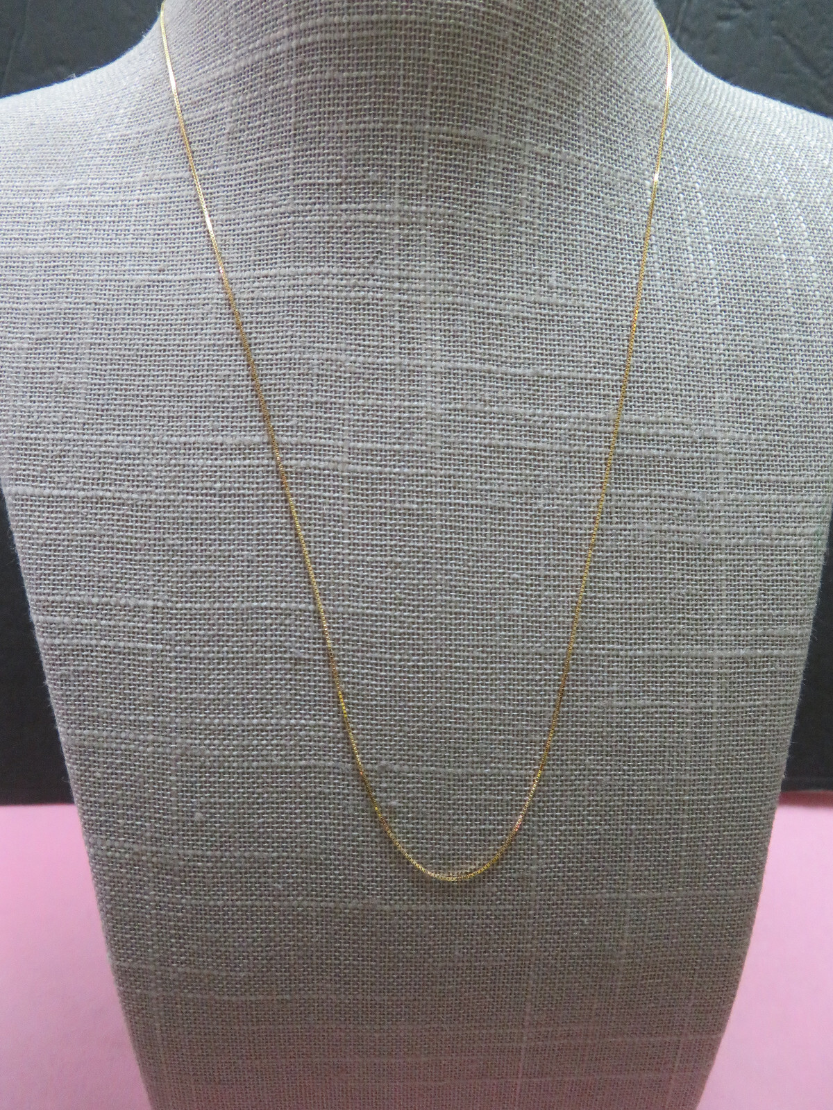 20.25″ Vtg 14K Solid Y. Gold Box Chain Necklace 1.59 G w/Spring Clasp
