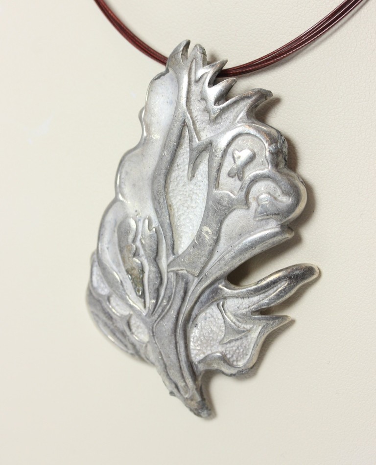 Art of the Soul Affirmation “I claim Sovereignty over my Self” Pendant – 2719