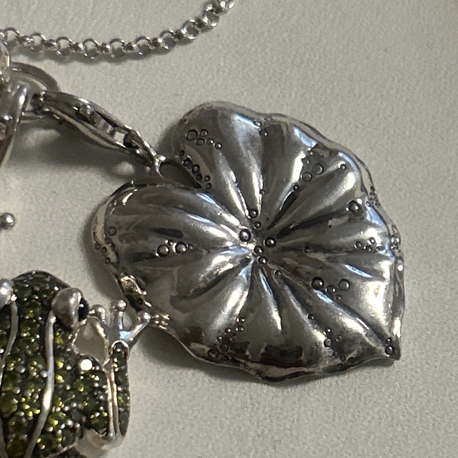 Genuine Thomas Sabo Sparkling Frog & Lrg Waterlily Leaf Pendants & TS 70cm Chain