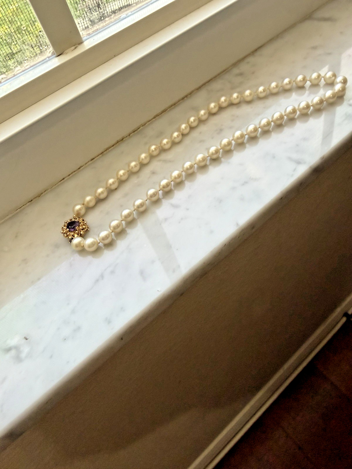 Saltwater Pearls Strand With 14 Karat Gold Amethyst Clasp Vintage Jewelry Nice