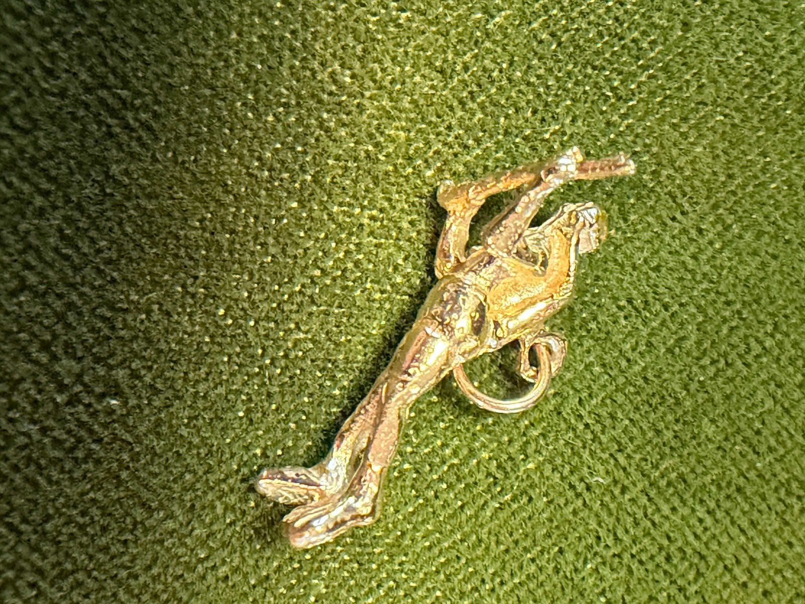 Vintage Solid Gold 14k Diver Down Charm 0.75 in. 1.63g New Old Stock
