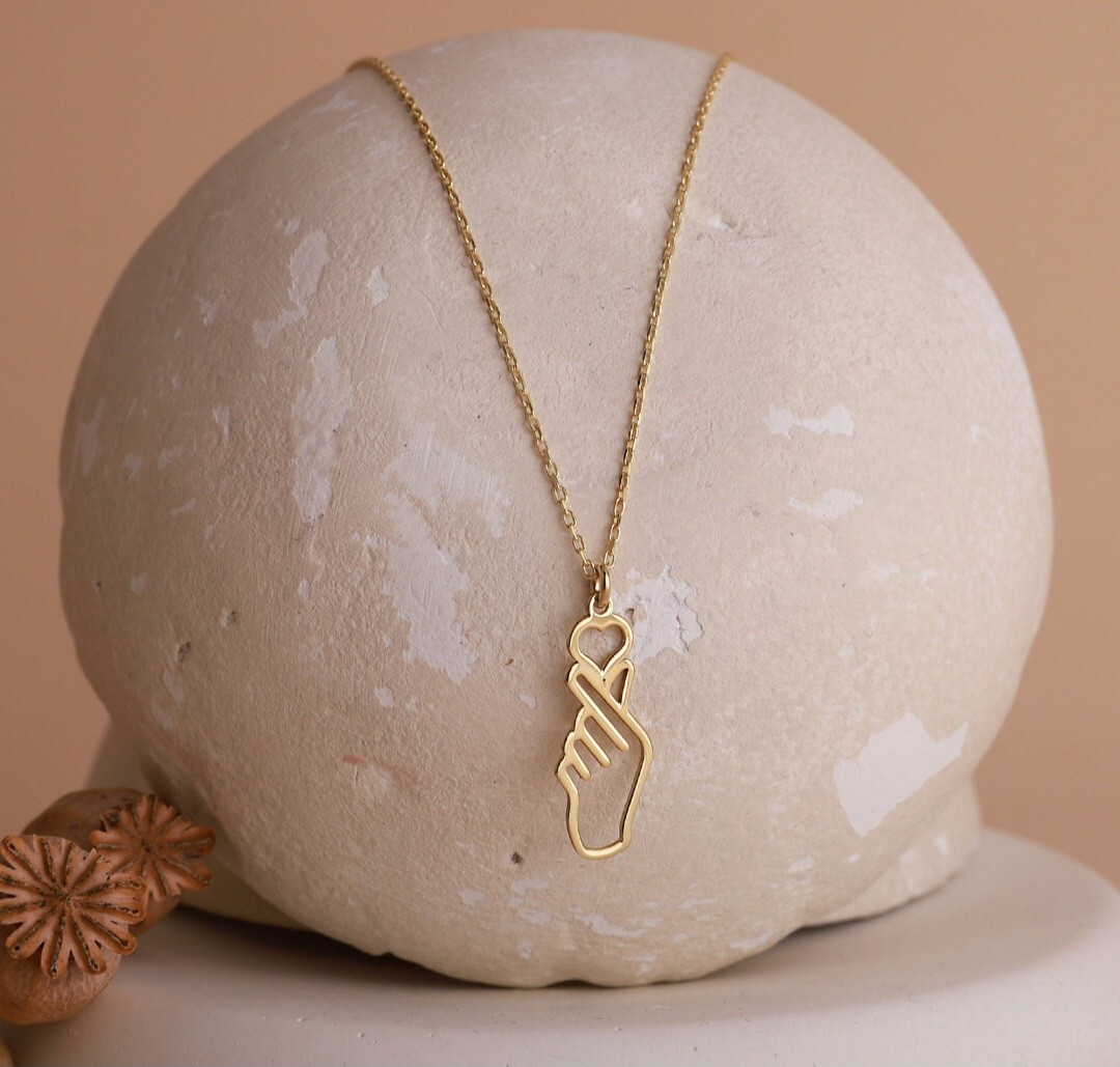 Korean Love Pendant Necklace Dainty Charm Jewelry For Women Bridesmaid Gifts