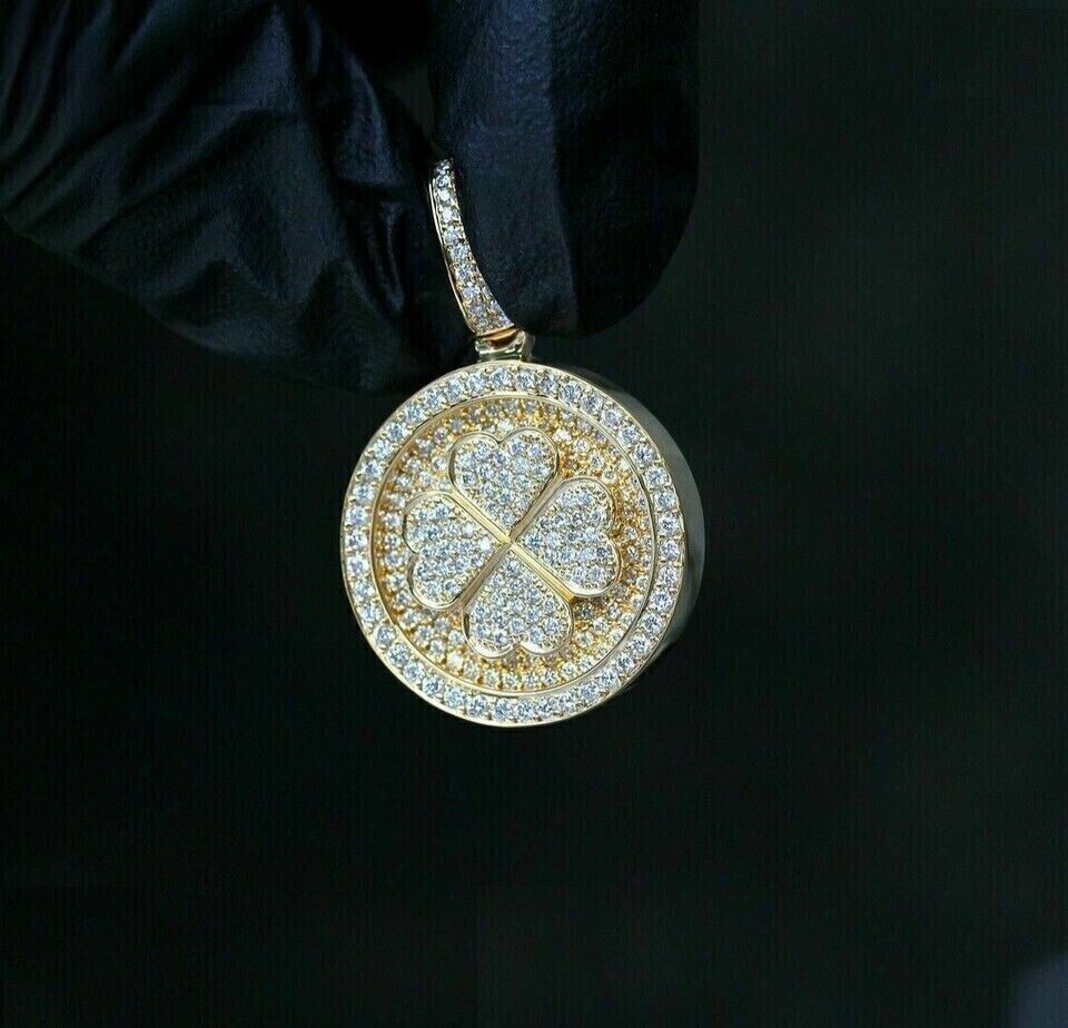 2 Ct Round Cut Lab-Created Men’s 4 Leaflet Clover Pendant 14k Yellow Gold Plated
