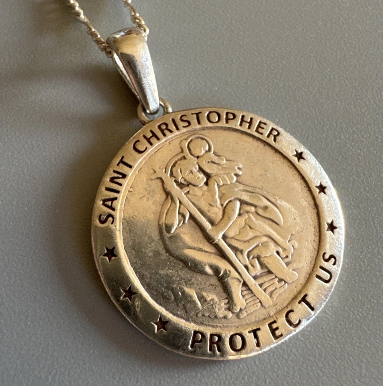 Sterling Silver 925 Saint Christopher Pendant & 20” 1.5mm Figaro Chain Necklace