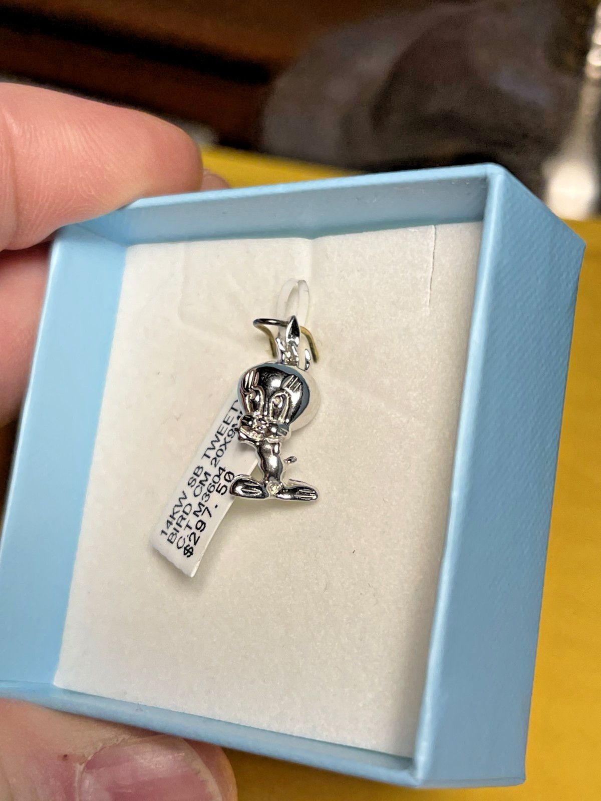 14KT White GOLD TWEETY BIRD PENDANT ,with original tag , never worn