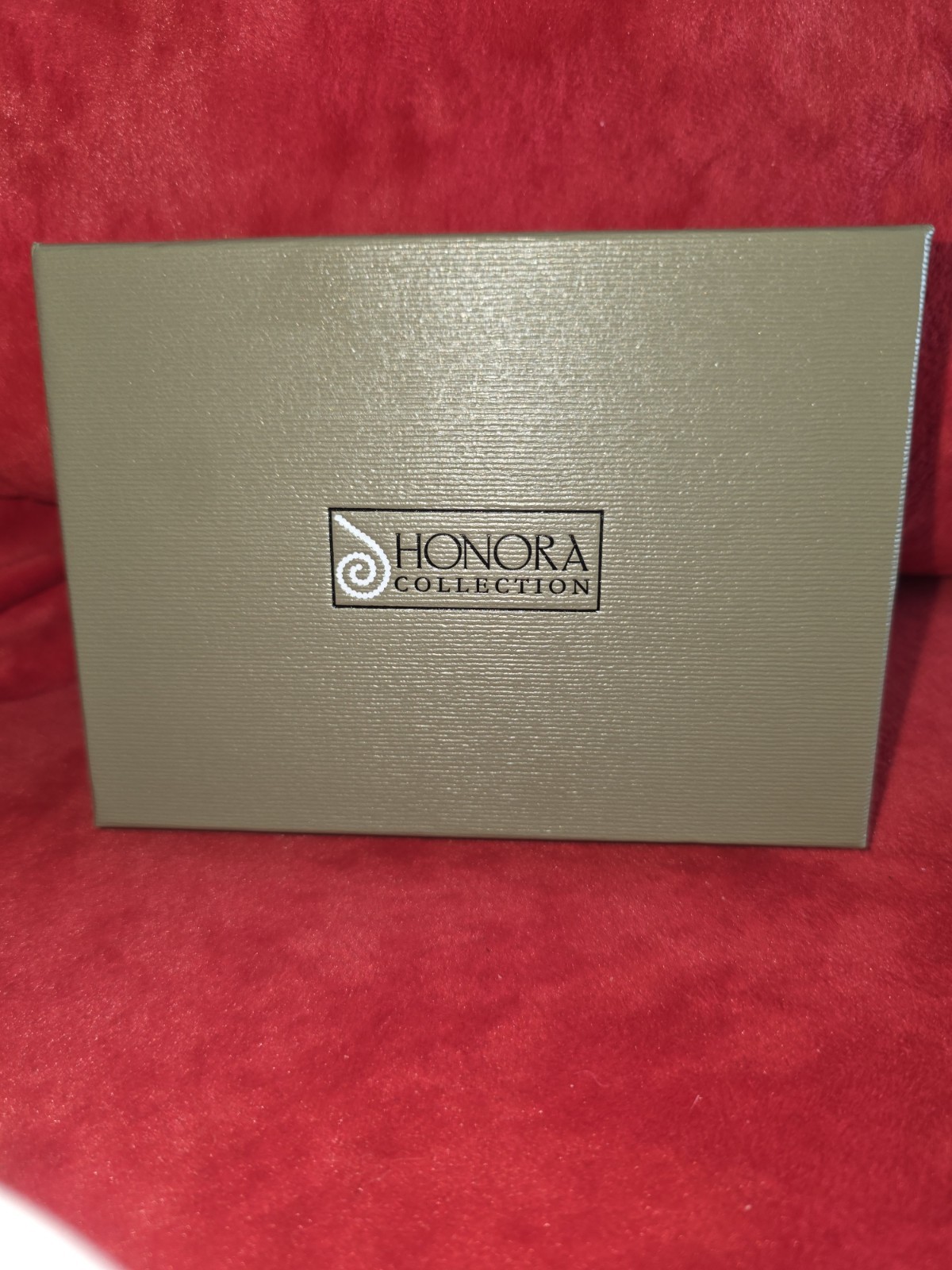 NEW Honora Satin Coin Purse With PEARL NECKLACE