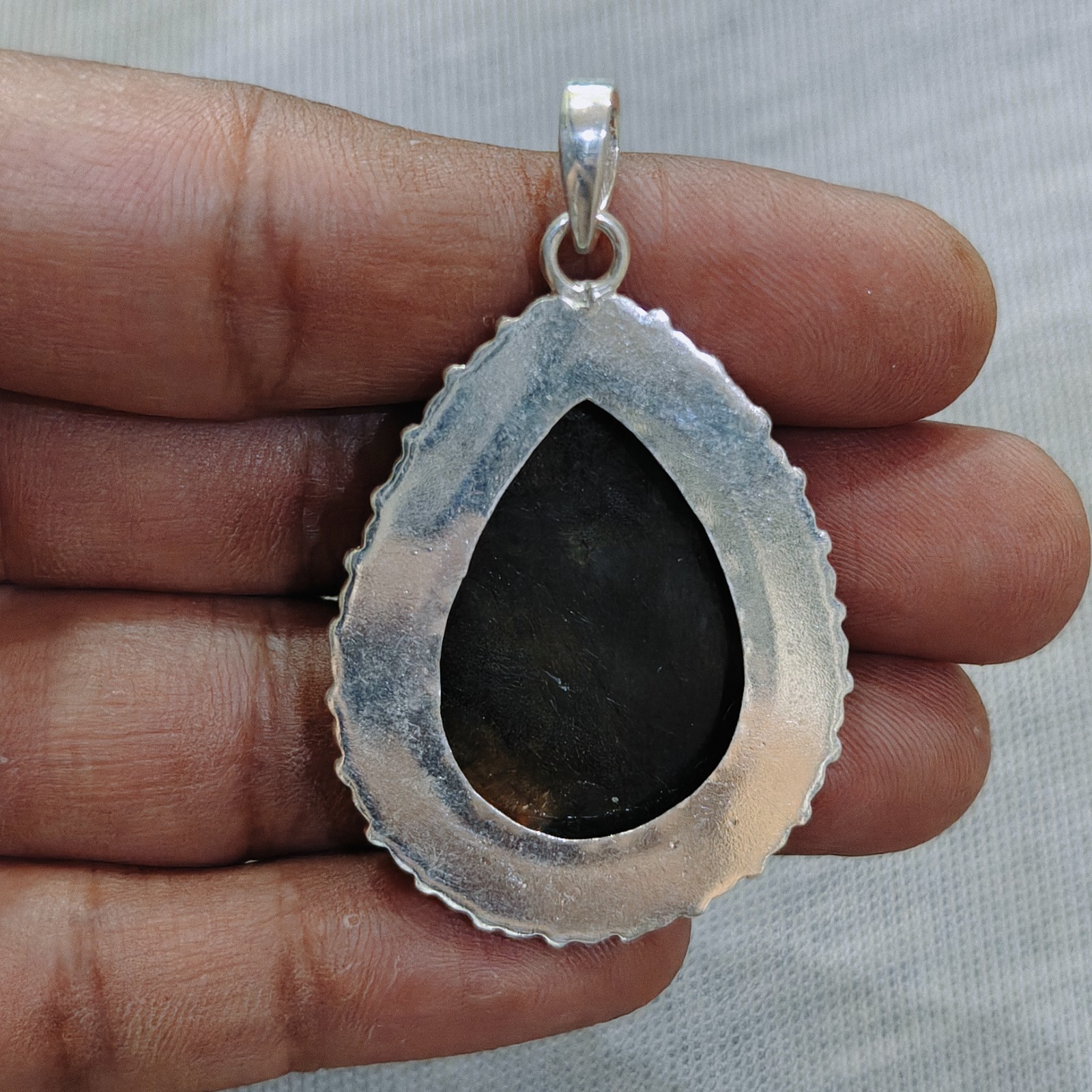 Beautiful Natural Labradorite Gemstone Pendant Sterling Silver Handmade Pendant