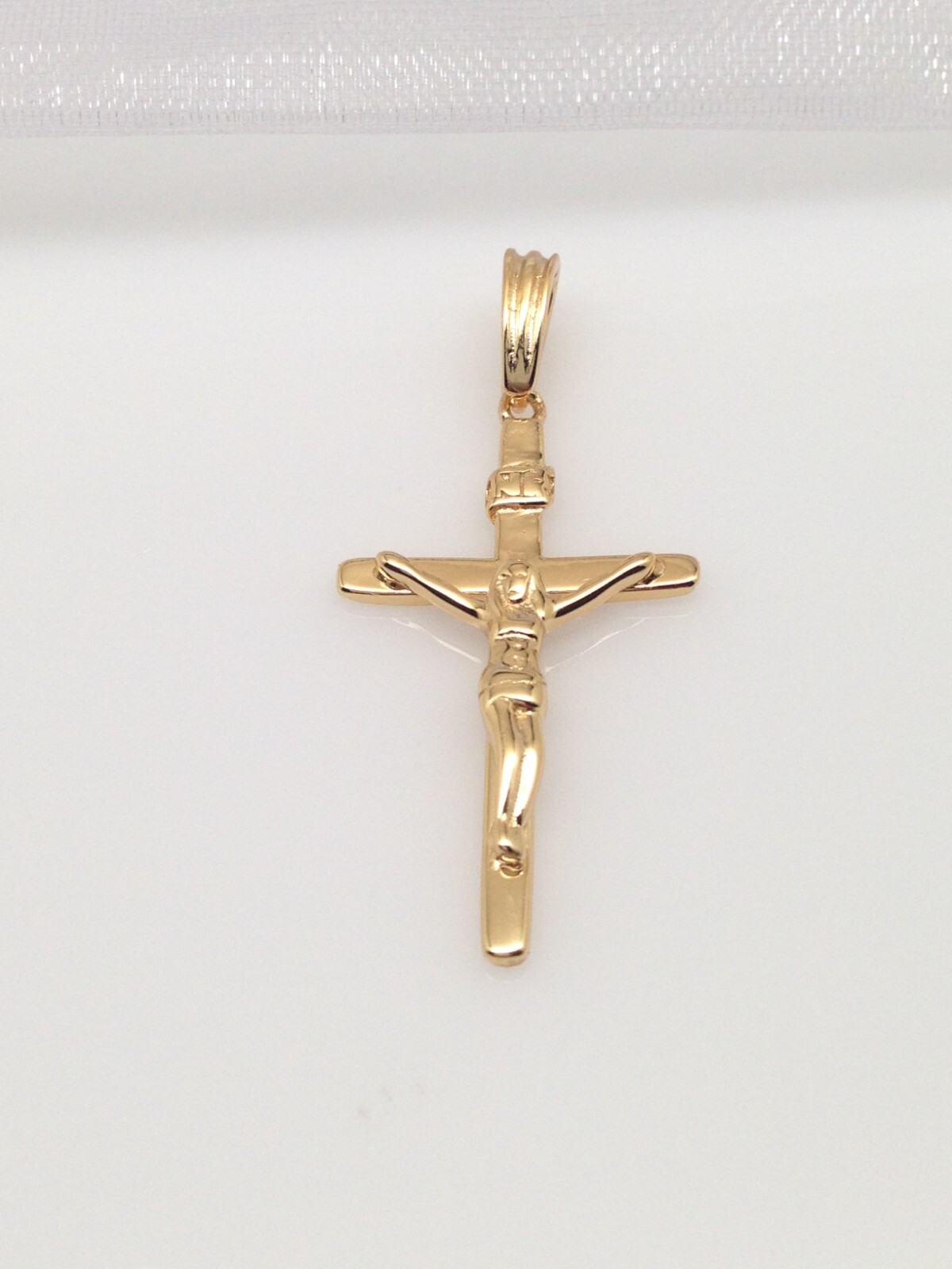 Mens Womens Small Jesus Crucifix Cross Pendant 925 Sterling Silver 24/32mm Gold