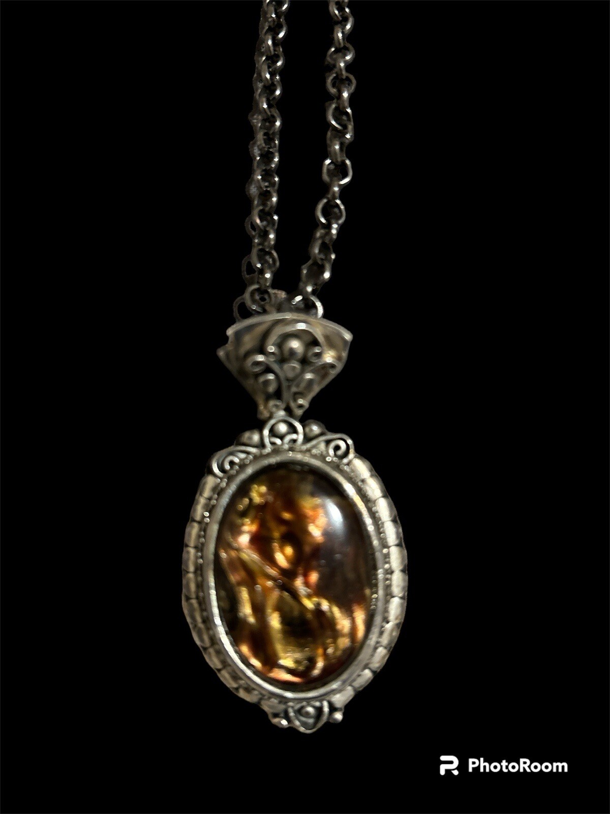 Beautiful Pendant Necklace To Dress Up Any Outfit