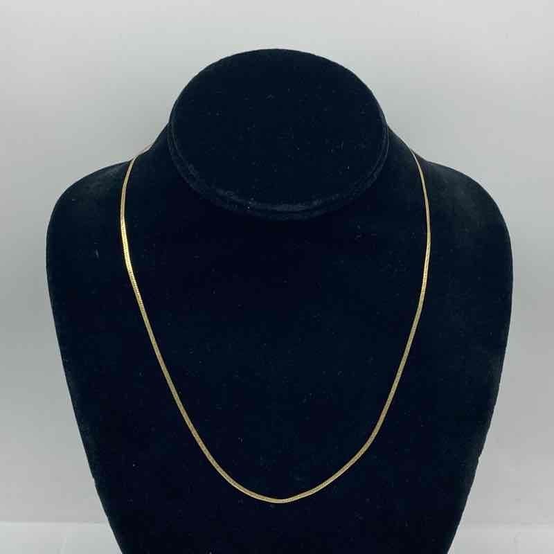 14K Yellow Gold 1.5mm Herringbone Chain Necklace Italy 18″ 2.2g