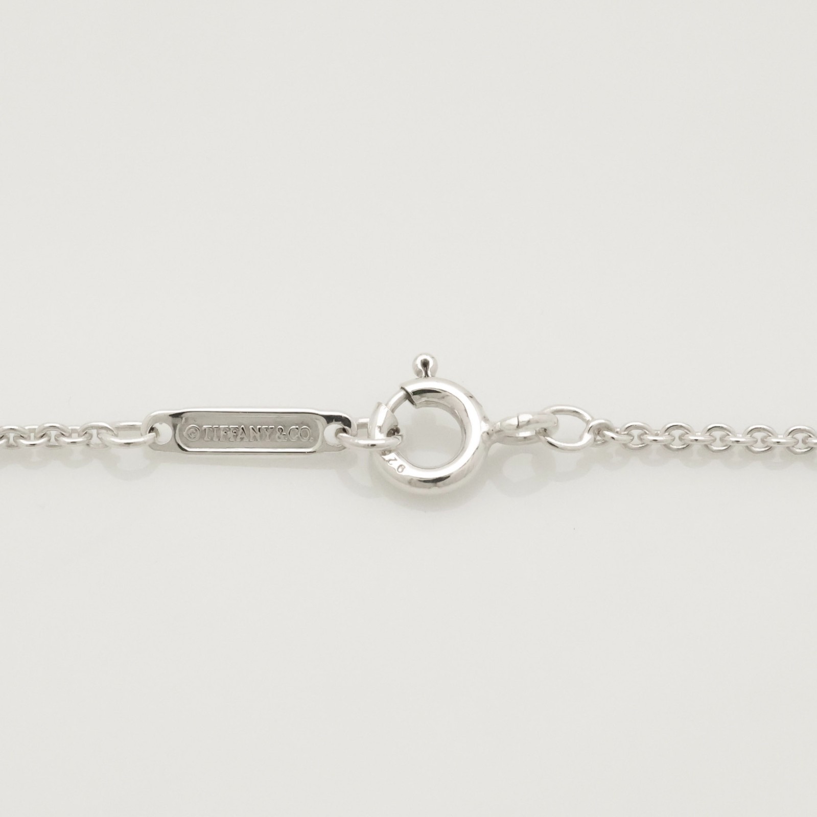 Authentic Tiffany & Co. Atlas Cube Pendant Necklace 16.8″ Silver 925 w/Pouch